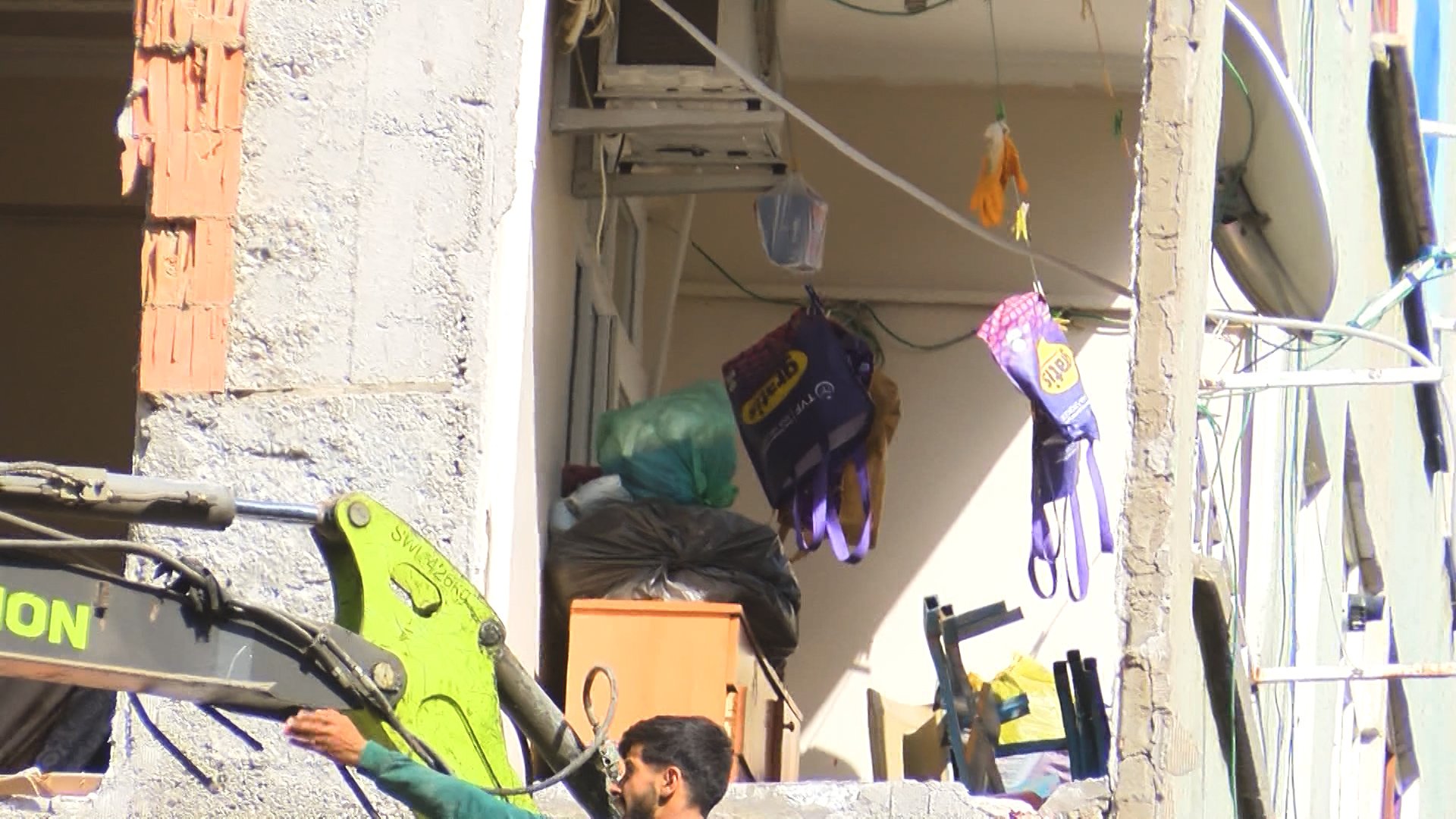 B I N A Y I K I L I N C A B I T I S I K T E K I A P A R T M A N I N B 1275383 379559